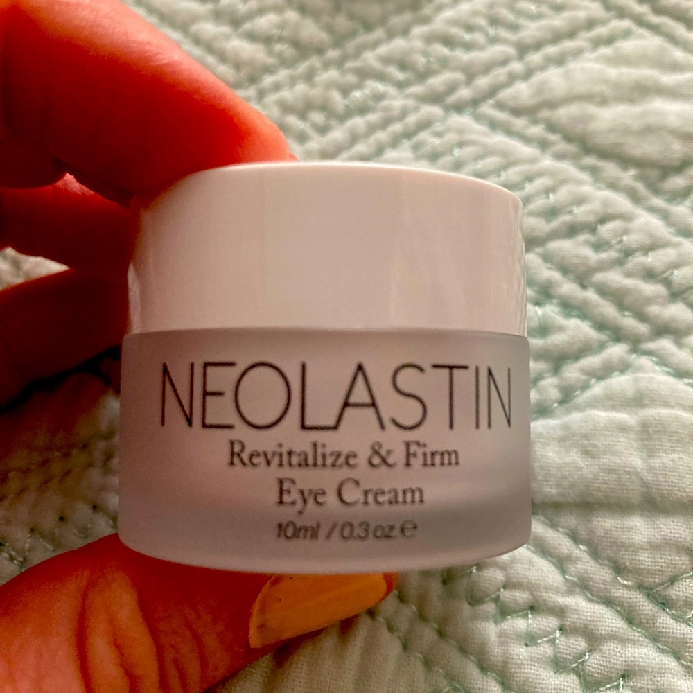 Neolastin eye cream